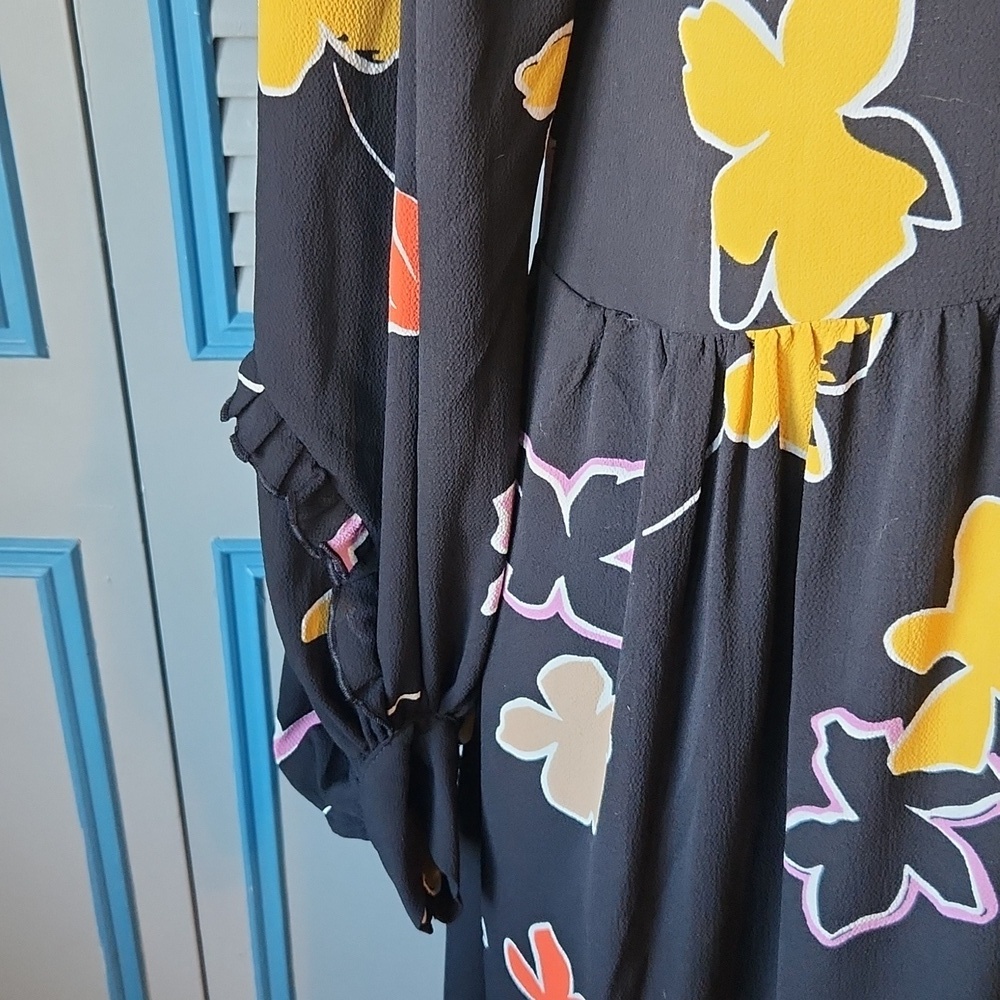 Ted Baker London Yviee Chuck Ruffle Long Sleeve Floral Midi Dress in Black - Picture 6 of 14